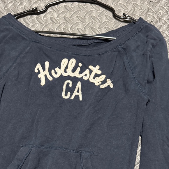Hollister Dark Blue Pullover with Logo - Picture 3 of 4